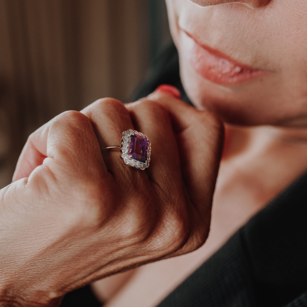 yellow gold 18k amethyst and diamond ring - Image 2